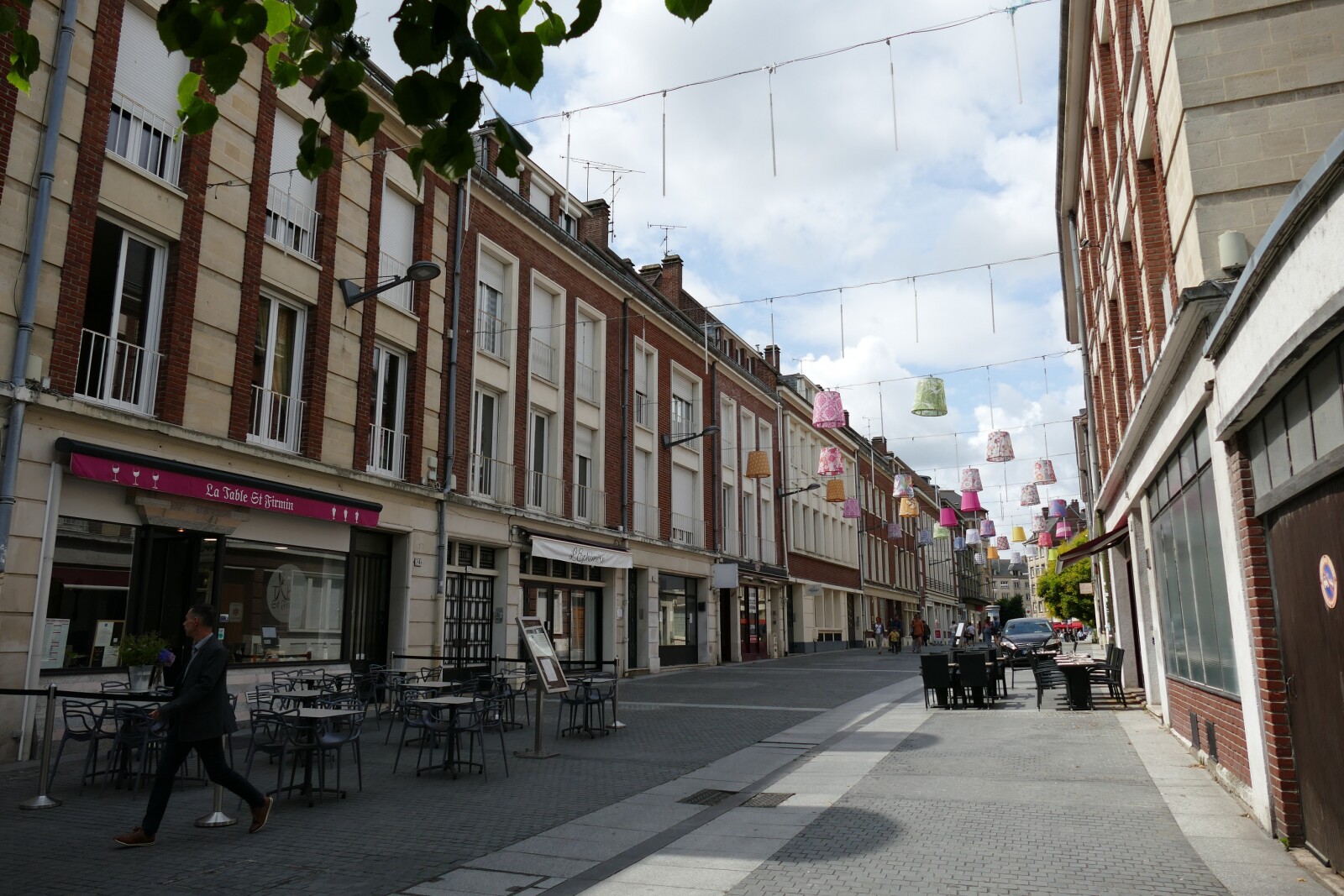 Amiens (Galerie) Frankreich Architekturforum Architectura Pro Homine
