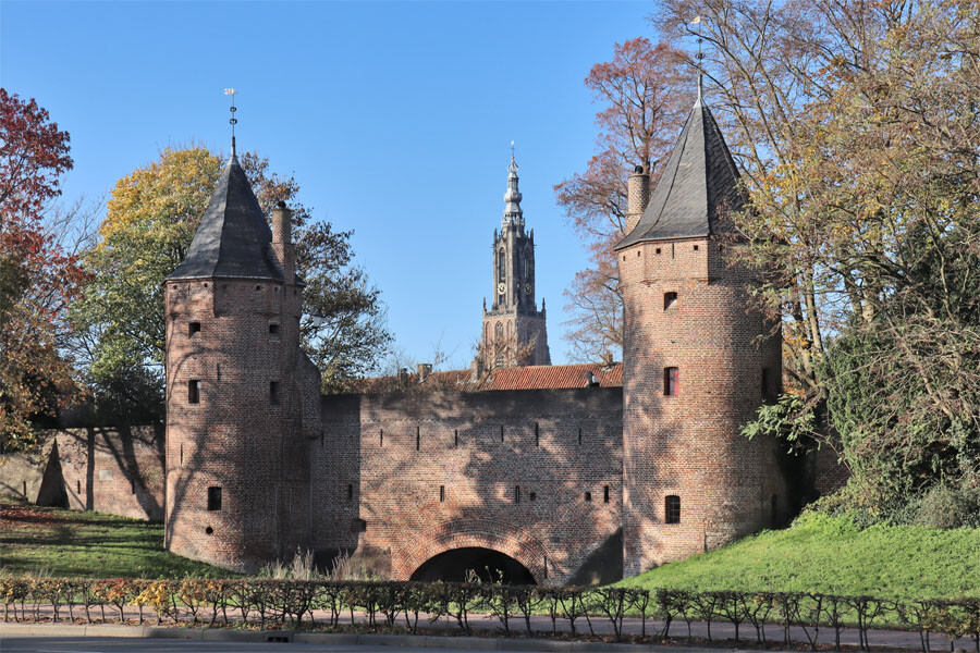 Amersfoort---Wassertor-Monnikendam.jpg