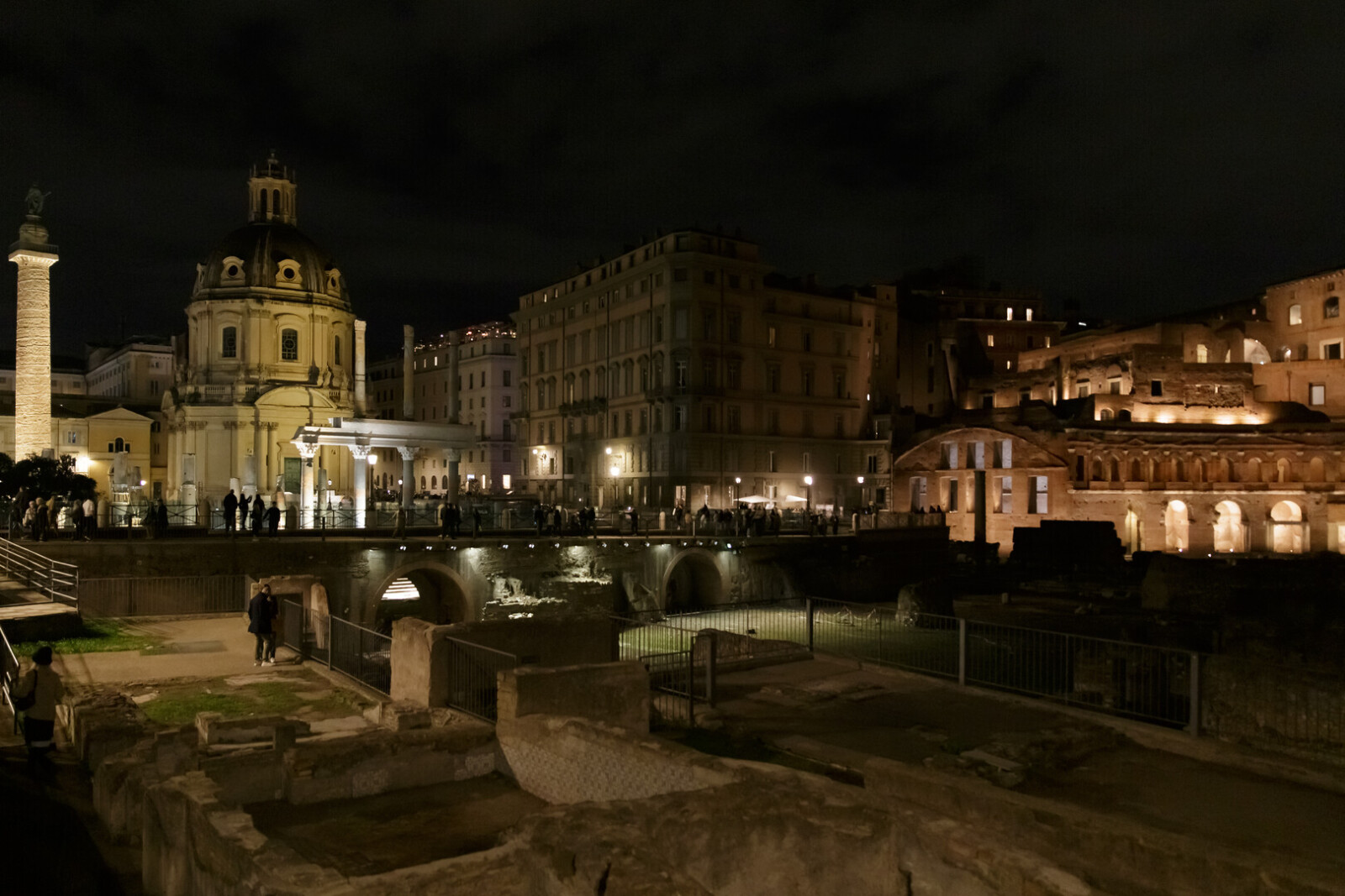 Rom-Foro-Romano-Trajanssaule-08.11.2025-Frantisek-Ingr-CaV---6.jpg