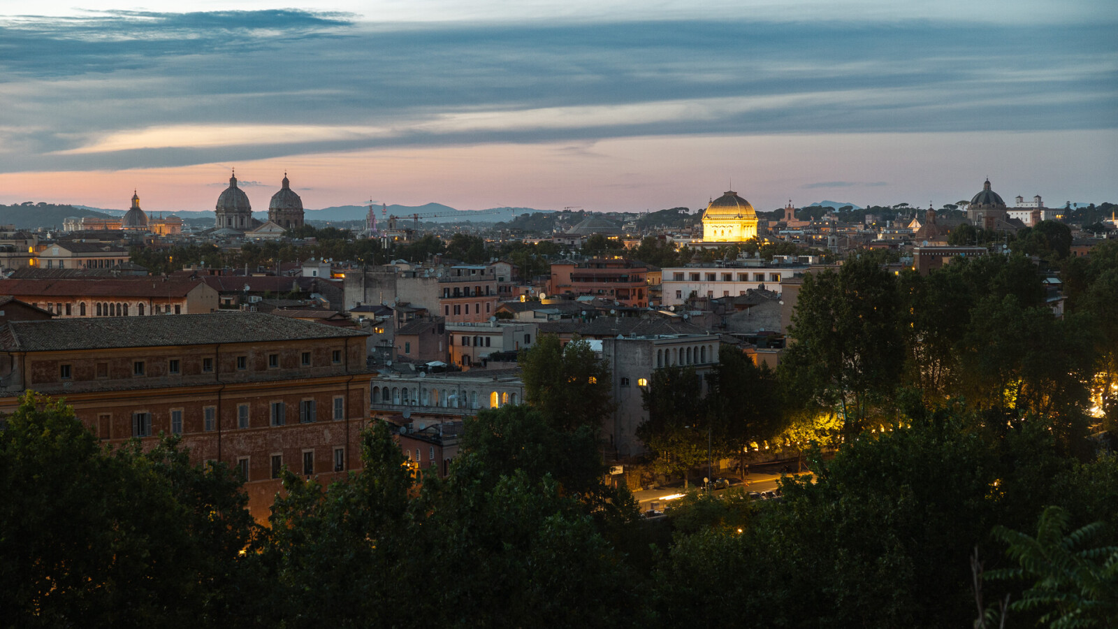 Rom-SantAndrea-della-Valle-Trinita-dei-Pellegrini-Sinagoga-02.09.2022-Tomas-Feco-CaV---3.jpg