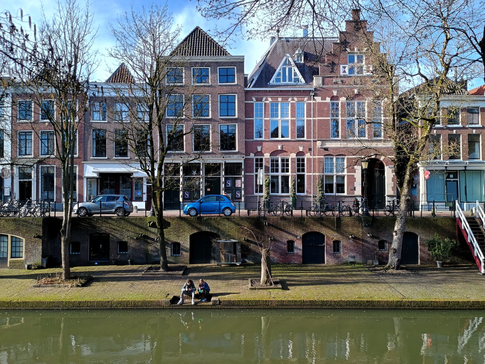 U8.jpg